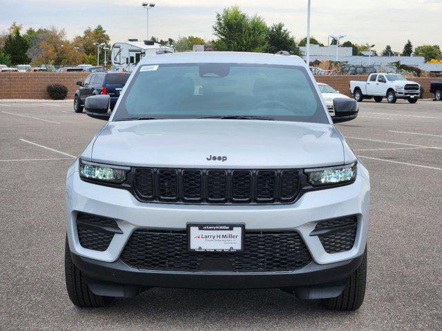 new 2025 Jeep Grand Cherokee car, priced at $43,779