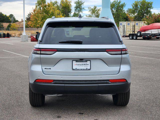 new 2025 Jeep Grand Cherokee car, priced at $43,779