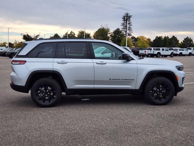 new 2025 Jeep Grand Cherokee car, priced at $43,779