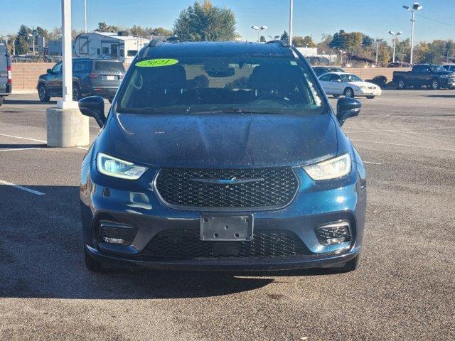 used 2021 Chrysler Pacifica Hybrid car, priced at $26,000