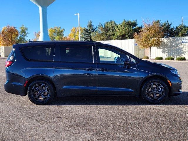 used 2021 Chrysler Pacifica Hybrid car, priced at $26,000