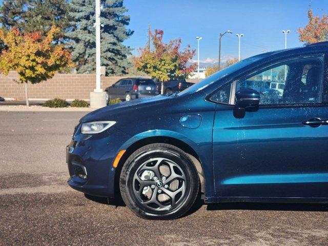 used 2021 Chrysler Pacifica Hybrid car, priced at $26,000