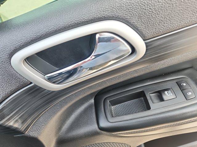 used 2020 Jeep Grand Cherokee car, priced at $17,700
