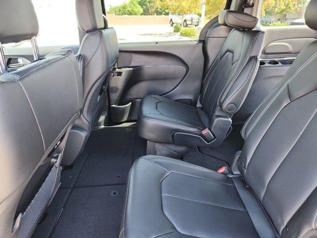 new 2025 Chrysler Pacifica car, priced at $41,427