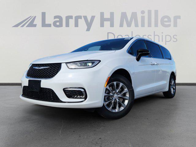 new 2026 Chrysler Pacifica car, priced at $43,860