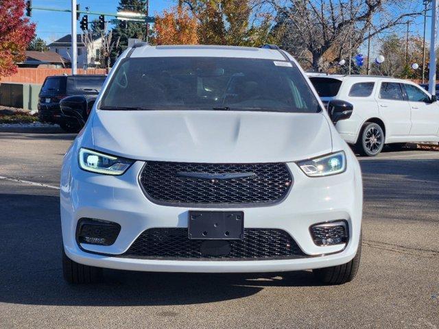 new 2024 Chrysler Pacifica car, priced at $45,755