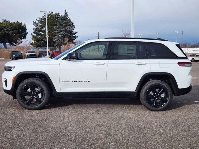 new 2025 Jeep Grand Cherokee car, priced at $50,501