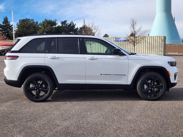 new 2025 Jeep Grand Cherokee car, priced at $50,501