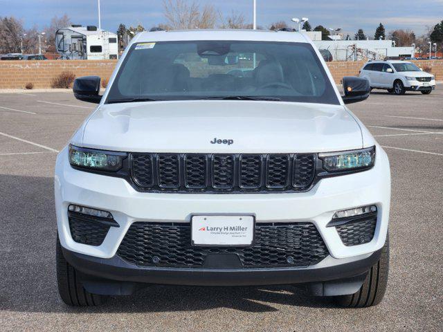 new 2025 Jeep Grand Cherokee car, priced at $50,501