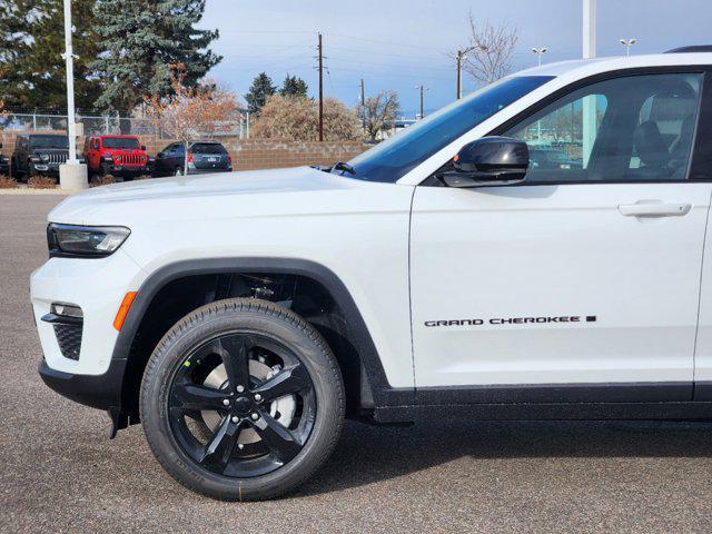 new 2025 Jeep Grand Cherokee car, priced at $50,501