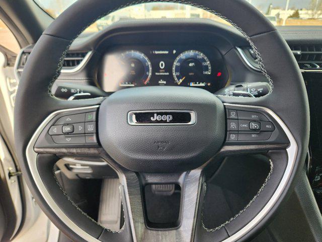 new 2025 Jeep Grand Cherokee car, priced at $50,501