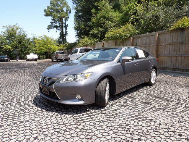 used 2014 Lexus ES 300h car, priced at $18,990