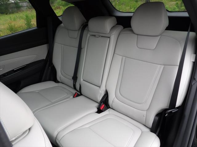 new 2025 Hyundai Tucson car, priced at $40,115