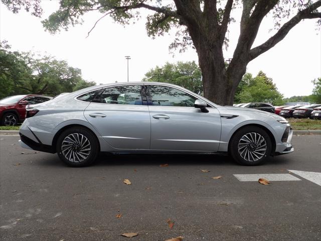 new 2024 Hyundai Sonata Hybrid car, priced at $31,847