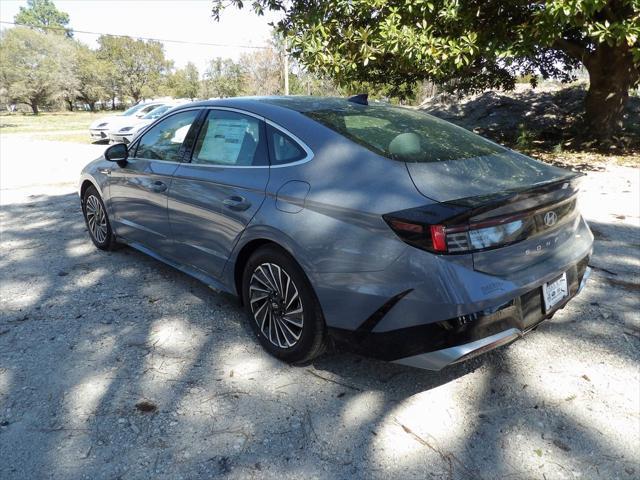 new 2025 Hyundai Sonata Hybrid car, priced at $32,705