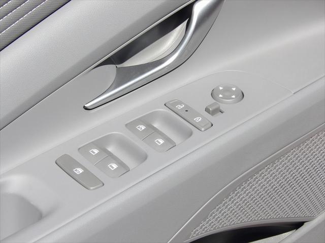 new 2025 Hyundai Elantra car, priced at $27,990