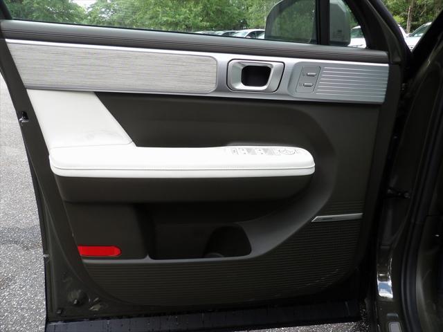 new 2025 Hyundai SANTA FE HEV car, priced at $48,771