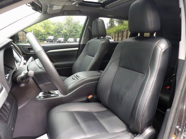 used 2015 Toyota Highlander car, priced at $18,996