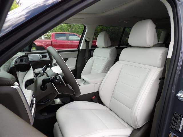 new 2025 Hyundai SANTA FE HEV car, priced at $50,515