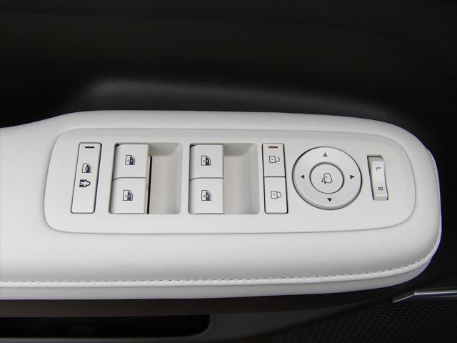 new 2025 Hyundai SANTA FE HEV car, priced at $50,515