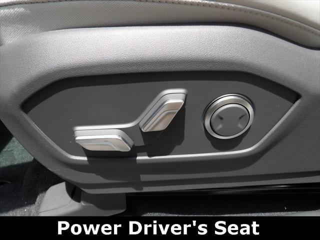 new 2025 Hyundai Santa Fe car, priced at $40,095
