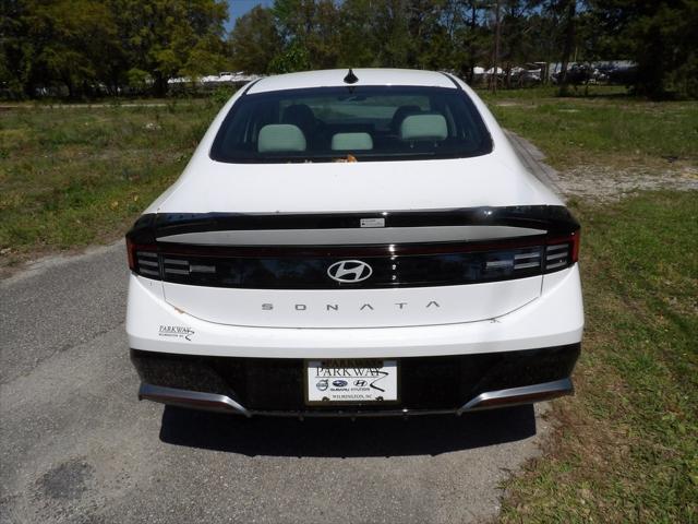new 2025 Hyundai Sonata car, priced at $30,185