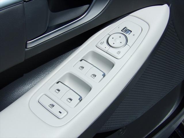 new 2025 Hyundai Sonata car, priced at $30,185