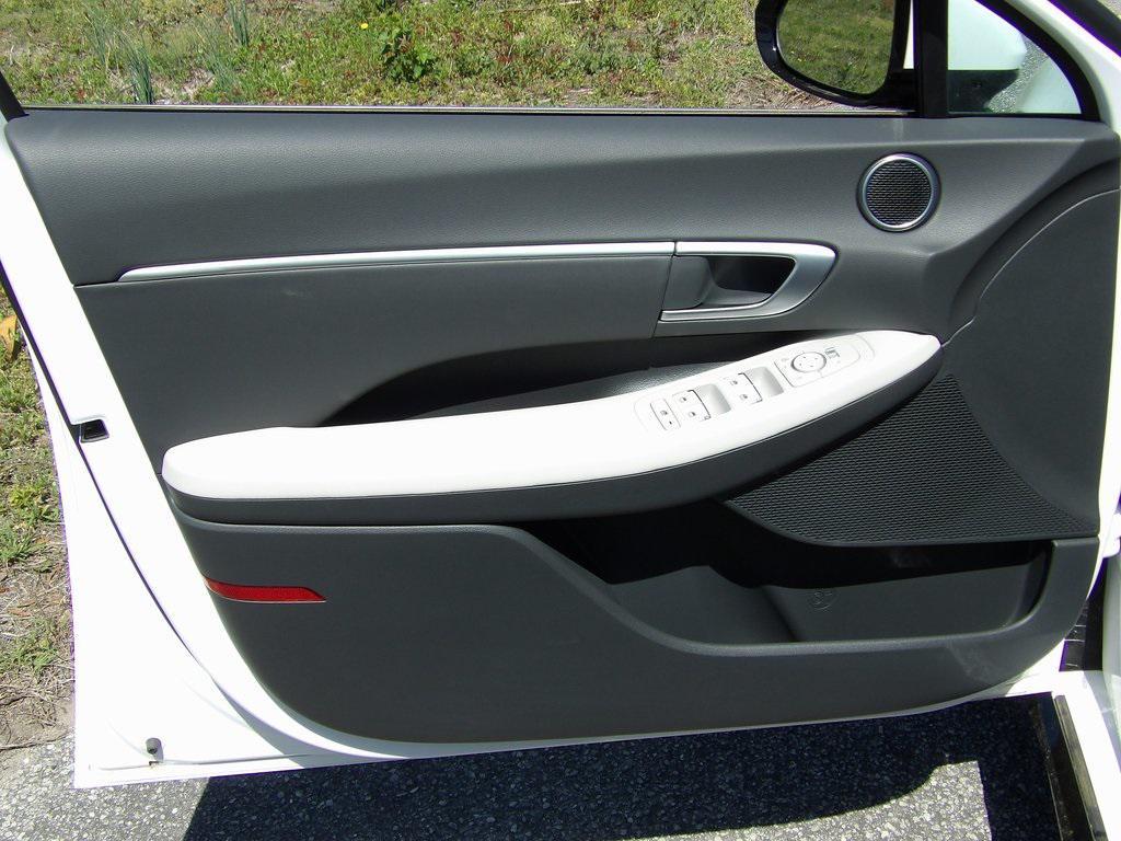 new 2025 Hyundai Sonata car, priced at $28,837