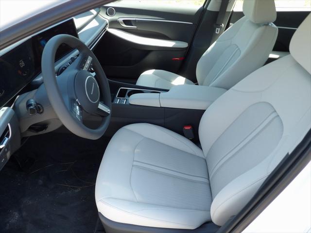 new 2025 Hyundai Sonata car, priced at $30,185