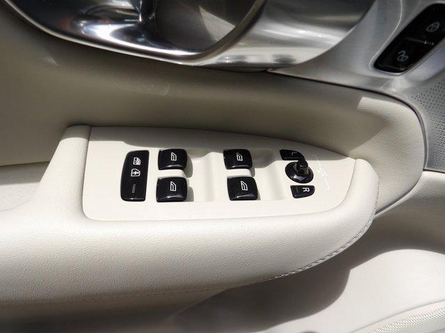 used 2021 Volvo XC90 car, priced at $36,998