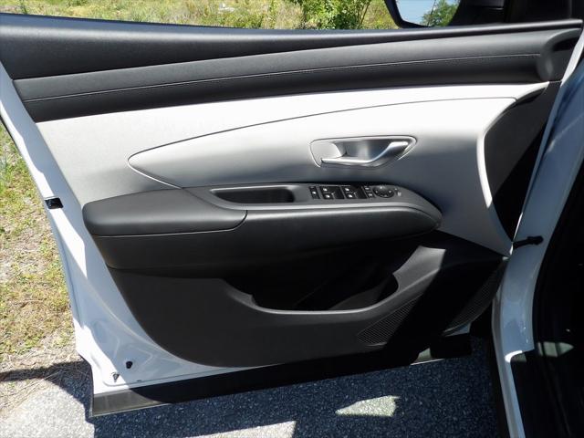 new 2025 Hyundai TUCSON Hybrid car, priced at $38,285