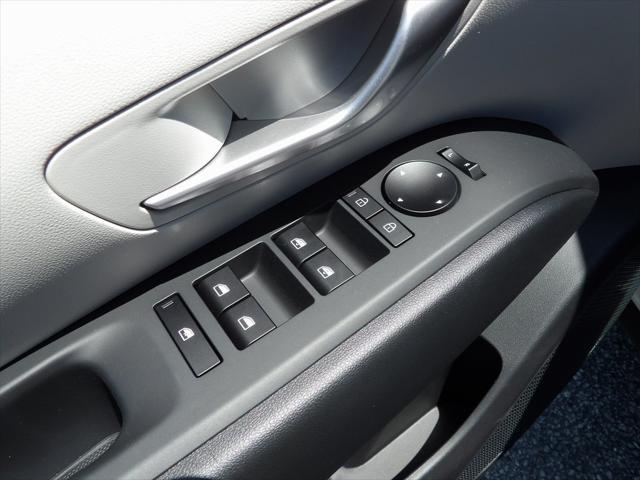 new 2025 Hyundai TUCSON Hybrid car, priced at $38,285