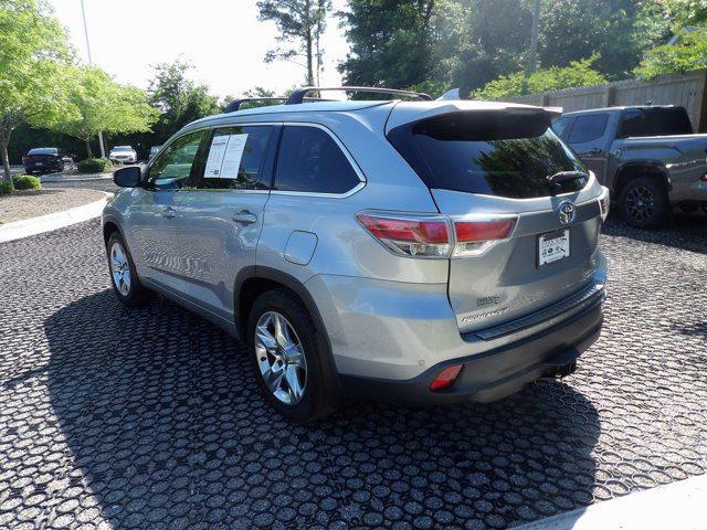 used 2016 Toyota Highlander car, priced at $21,885