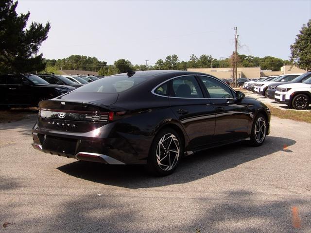 new 2024 Hyundai Sonata car, priced at $29,806