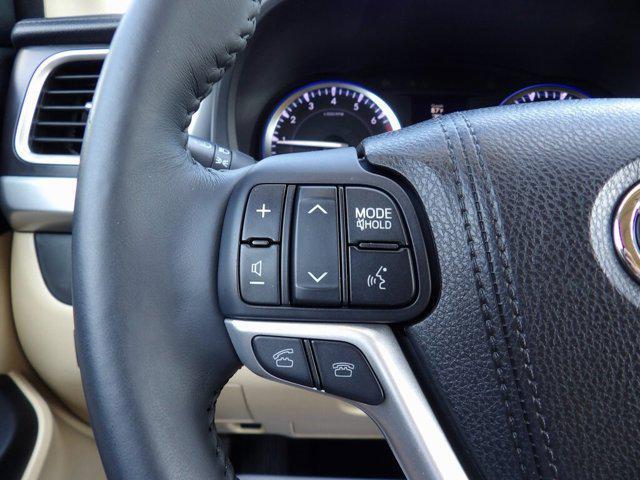 used 2016 Toyota Highlander car, priced at $19,440