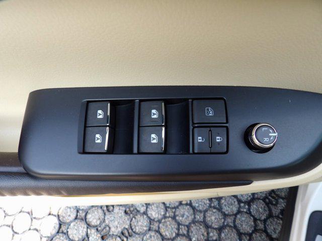 used 2016 Toyota Highlander car, priced at $19,440