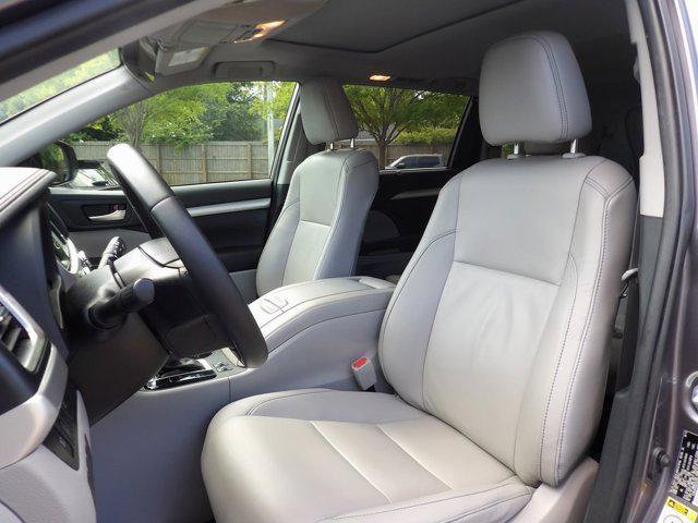 used 2019 Toyota Highlander car, priced at $24,569