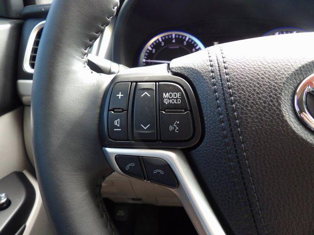 used 2019 Toyota Highlander car, priced at $24,569