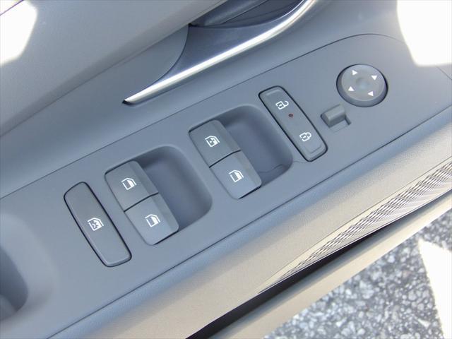 new 2025 Hyundai Elantra car, priced at $25,375