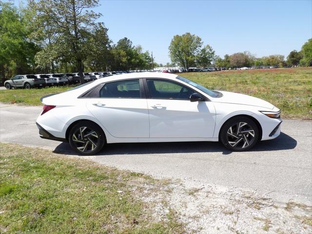 new 2025 Hyundai Elantra car, priced at $25,375