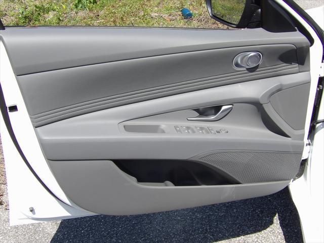 new 2025 Hyundai Elantra car, priced at $25,375