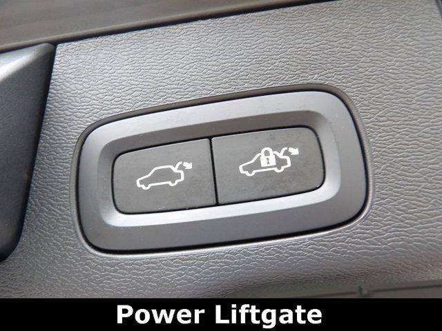 used 2022 Volvo XC60 Recharge Plug-In Hybrid car, priced at $39,988