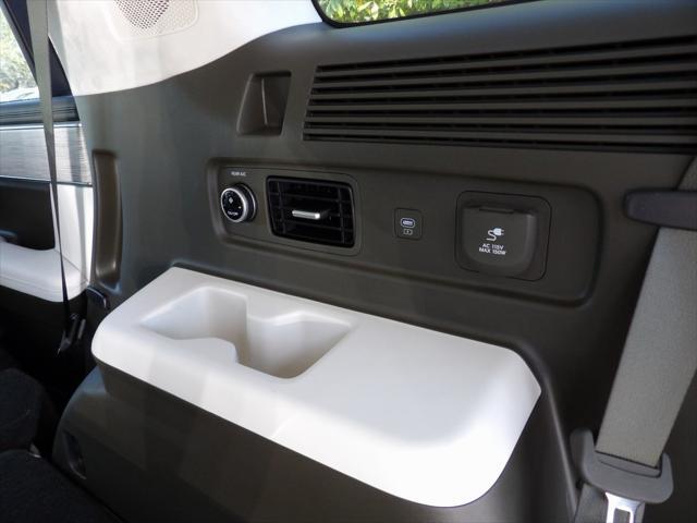 new 2025 Hyundai Santa Fe car, priced at $50,425
