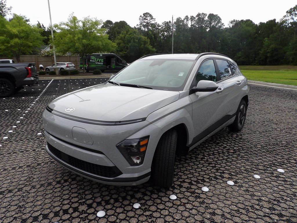 new 2025 Hyundai Kona EV car, priced at $38,535