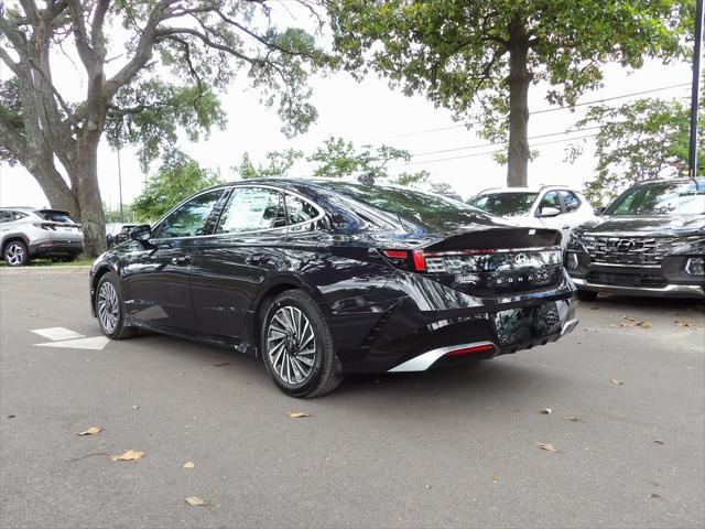 new 2024 Hyundai Sonata Hybrid car, priced at $31,895