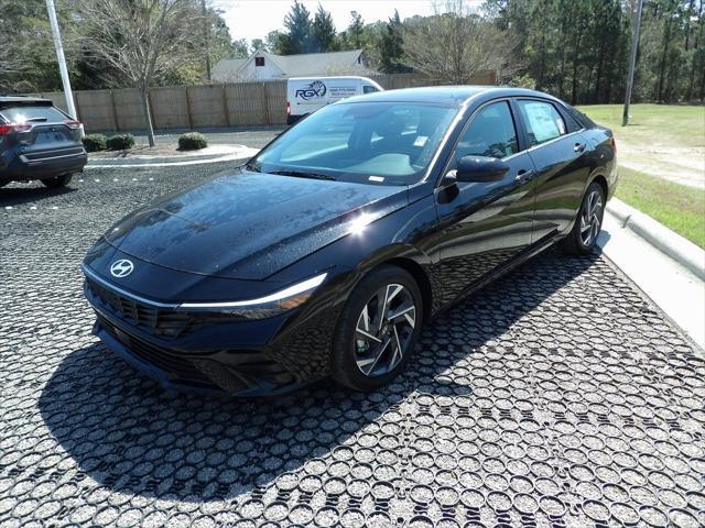 new 2025 Hyundai Elantra car, priced at $27,240