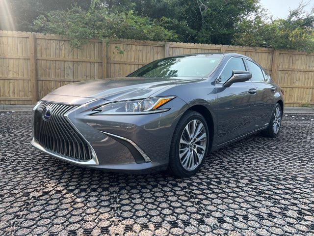 used 2020 Lexus ES 300h car, priced at $27,785