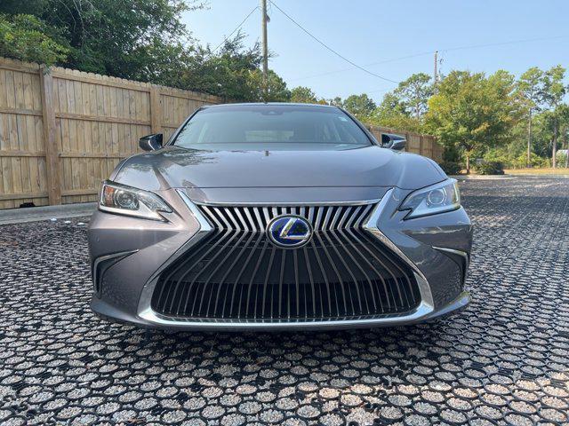 used 2020 Lexus ES 300h car, priced at $27,785