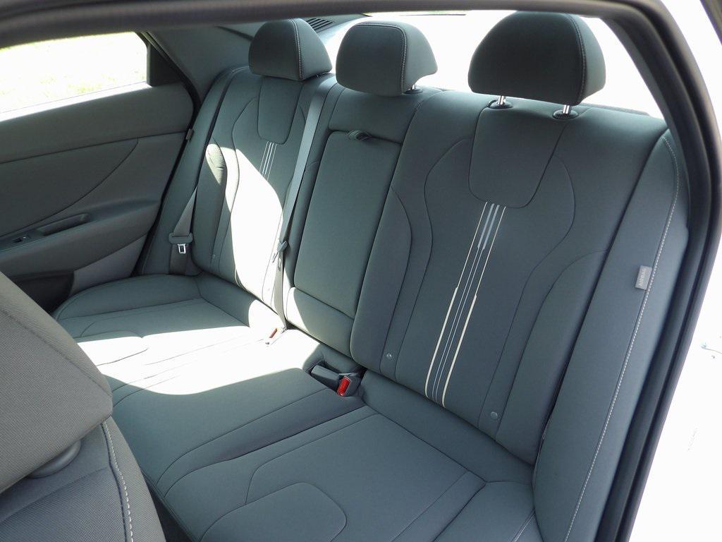new 2025 Hyundai Elantra car, priced at $27,090