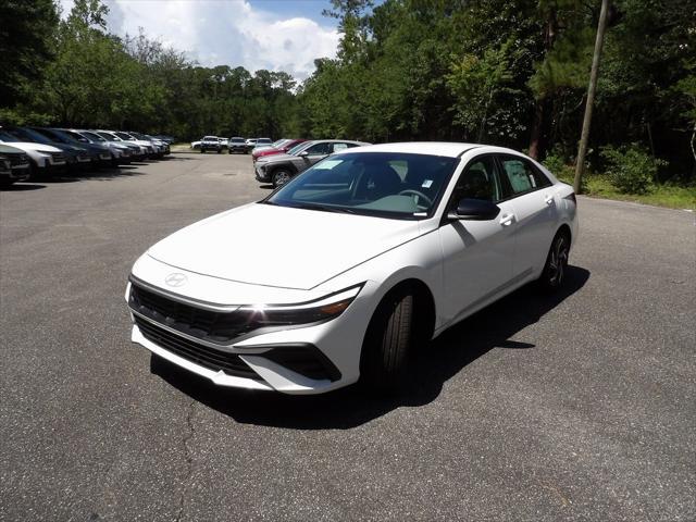 new 2025 Hyundai Elantra car, priced at $24,540